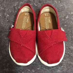 Red Toddler Toms